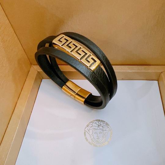 Versace bracelet 12lyh311